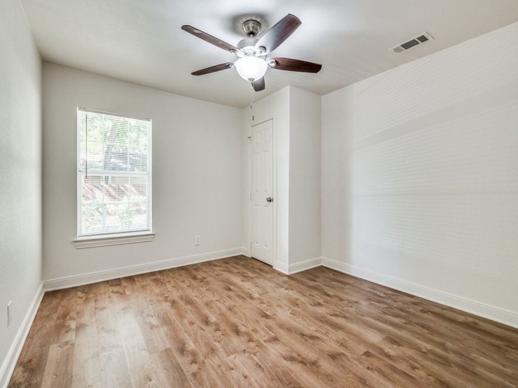 3902 Kenilworth St - Photo 7 of 24