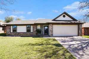 featured image of 772 Hampshire Dr