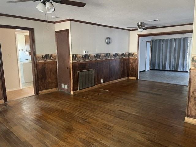 1817 Throckmorton St - Photo 5 of 14