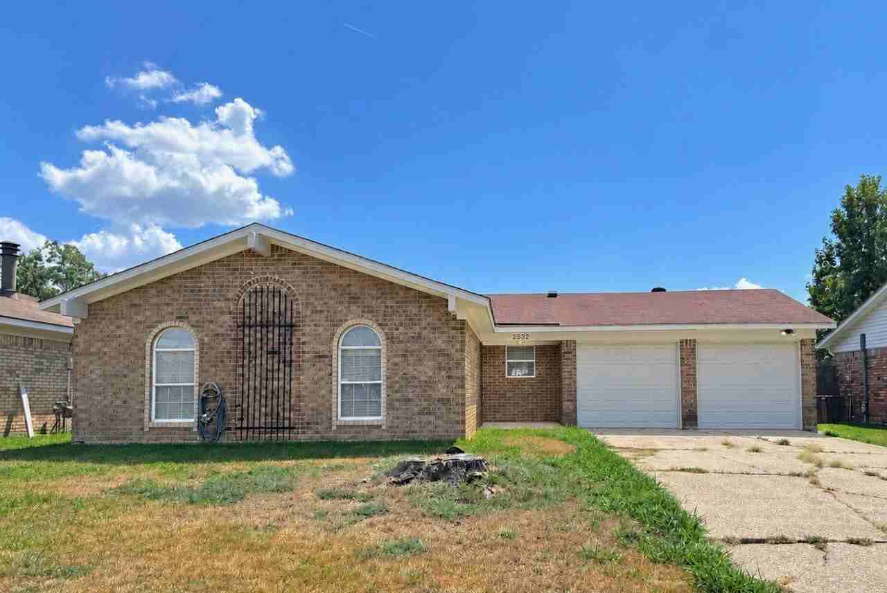 2532 La Vonne Cir