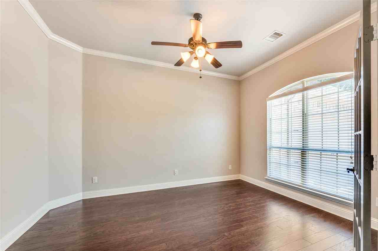 2812 Pino - Photo 3 of 20