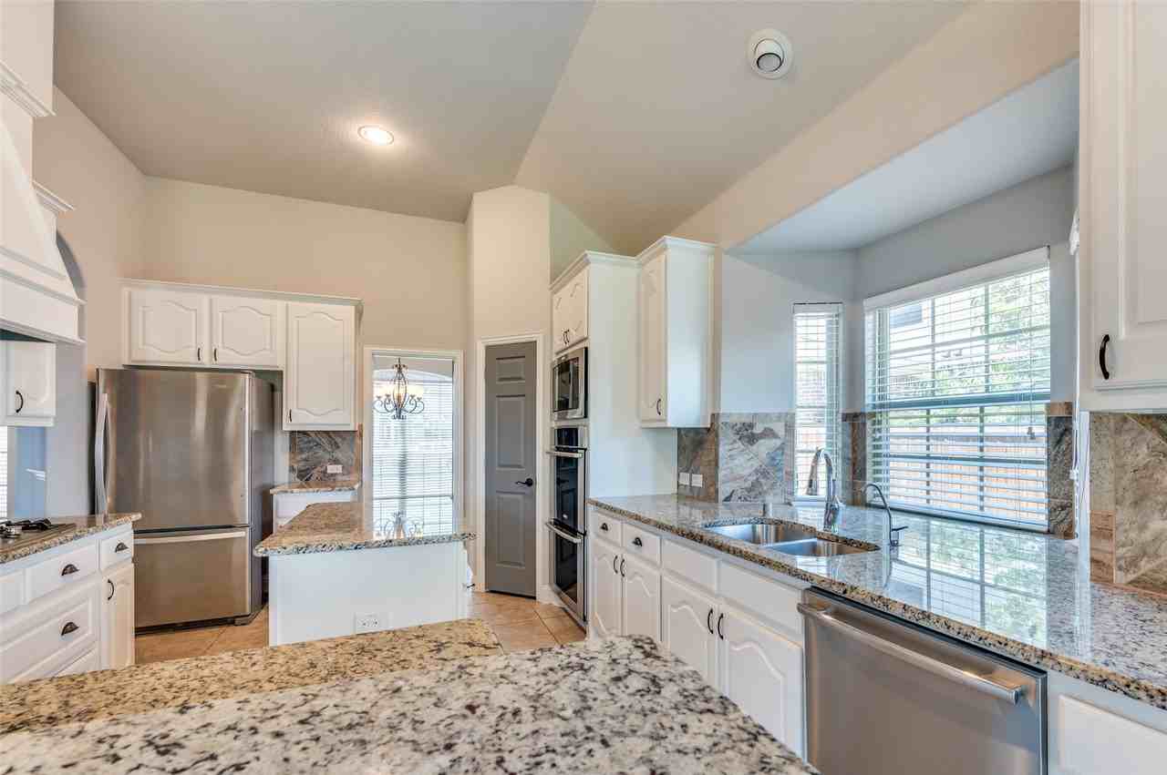 2812 Pino - Photo 6 of 20