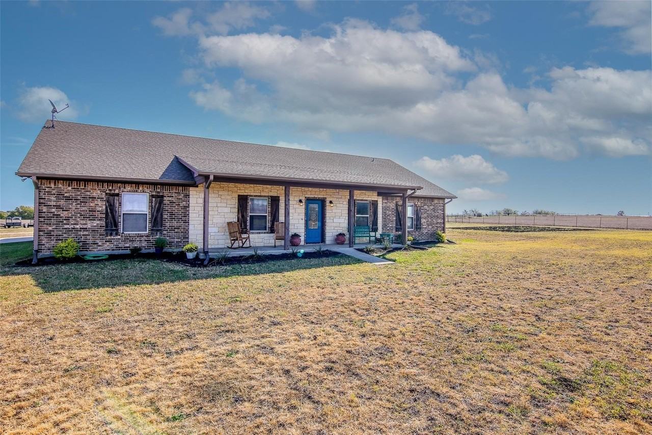 7158 Luella Rd - Photo 2 of 40