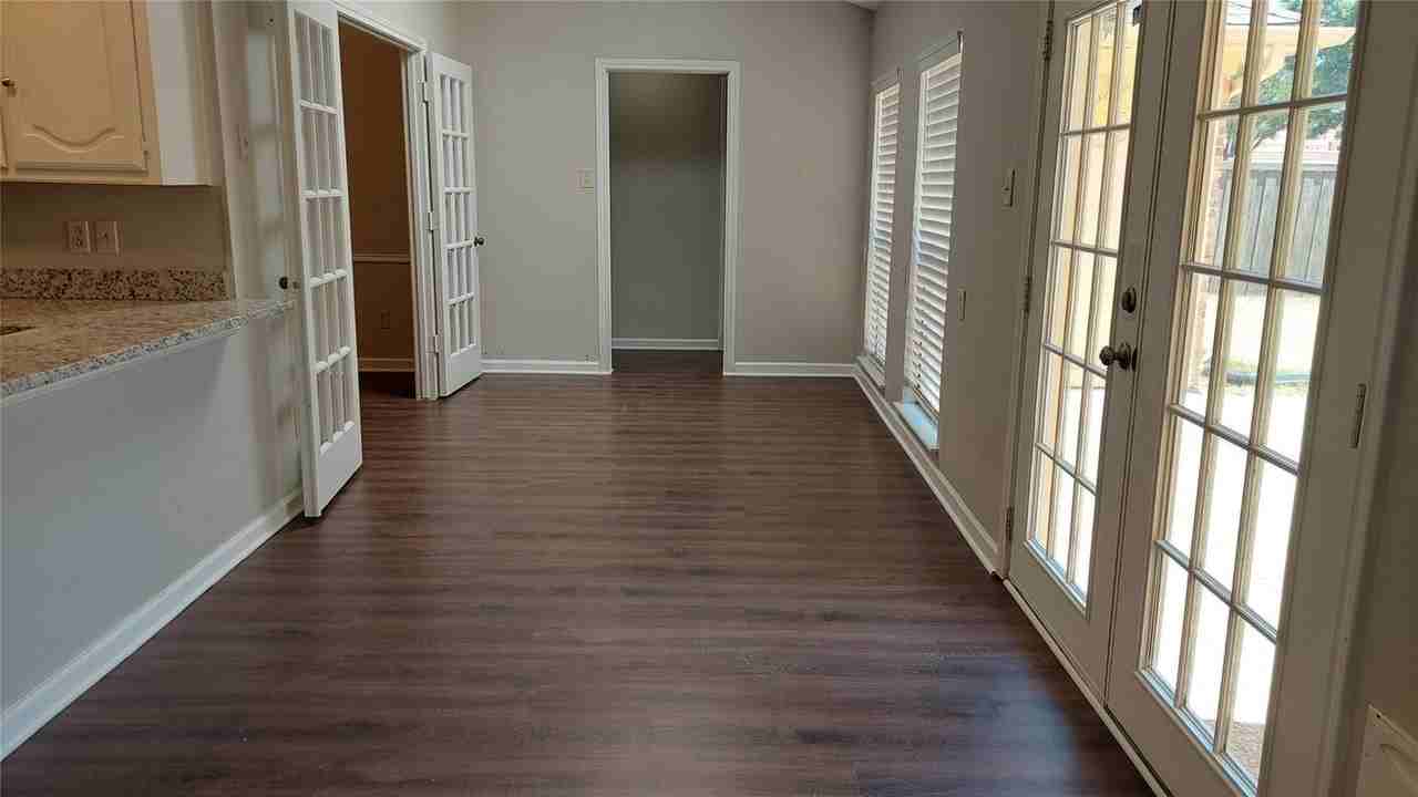 1514 Stonecrest Dr - Photo 6 of 14