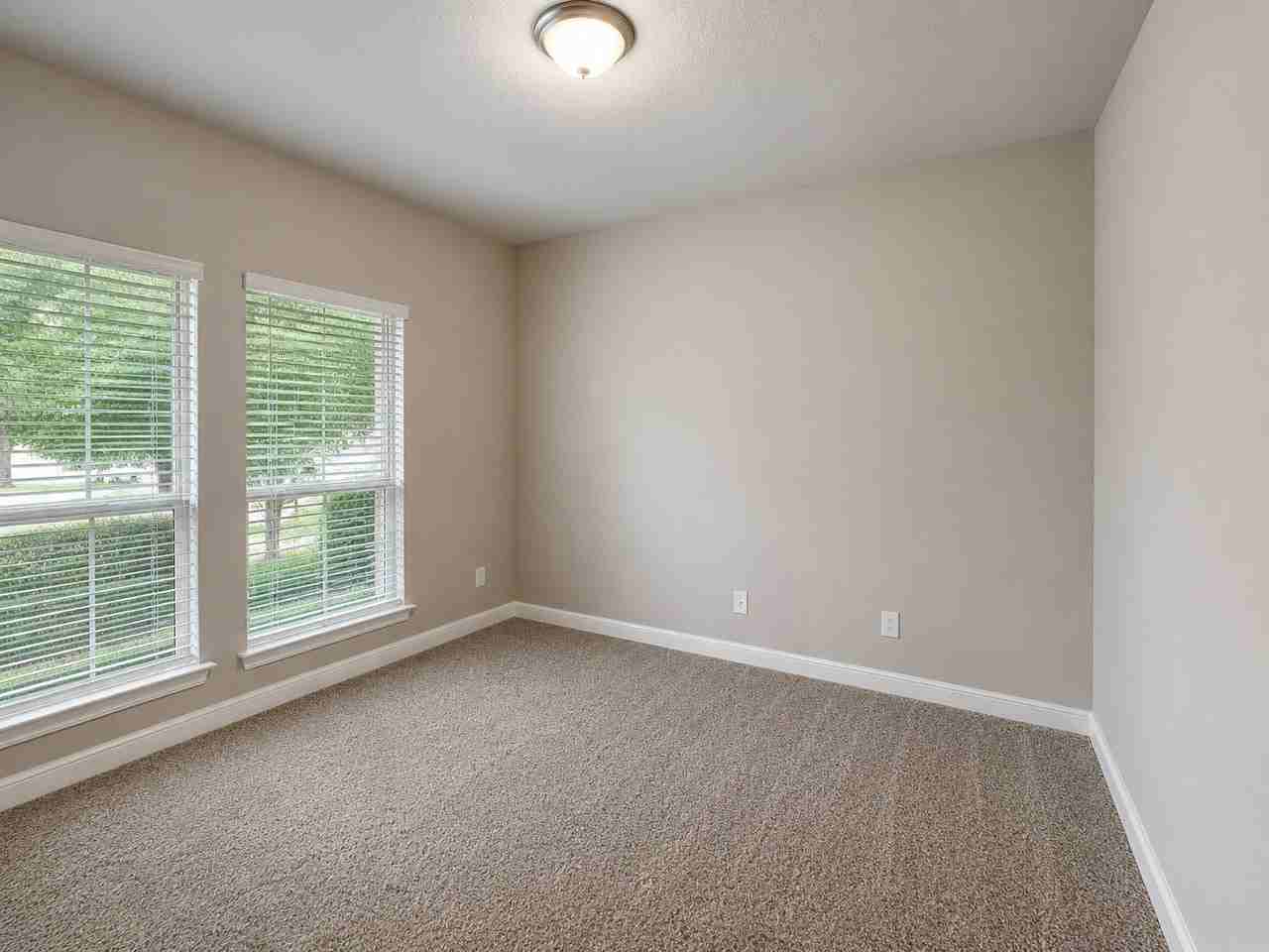 1308 Millerbird Way - Photo 4 of 25
