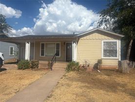 917 S La Salle Dr - Photo 1 of 1