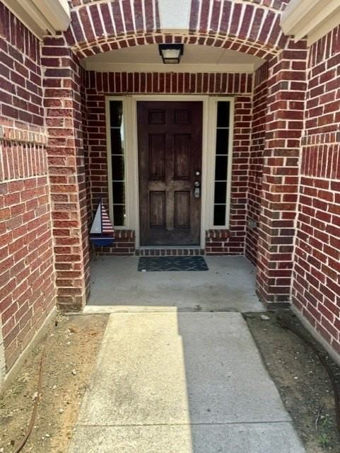 917 Bird Creek Dr - Photo 2 of 27