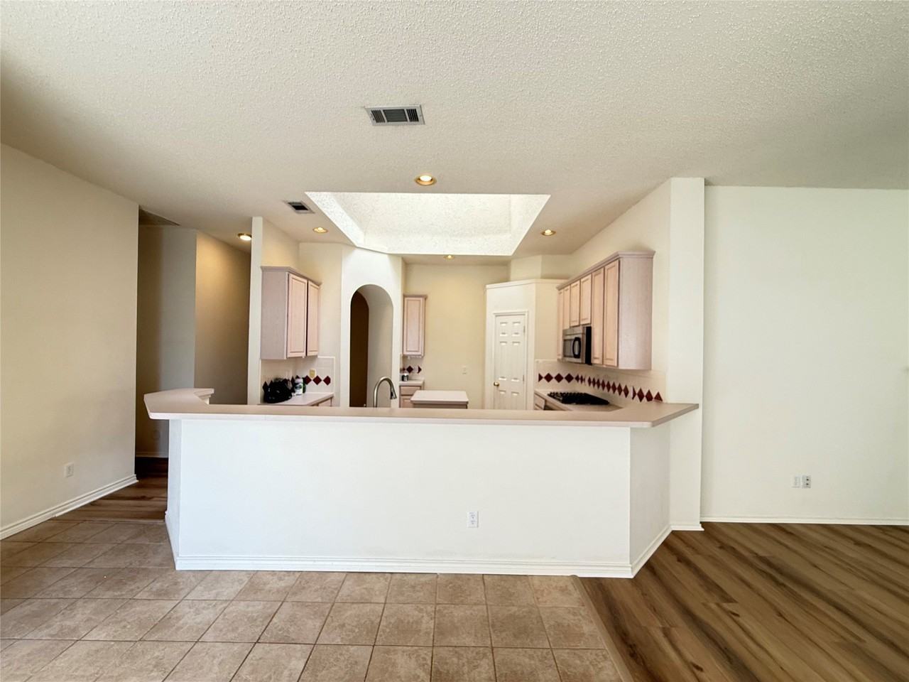 7213 Randall Way - Photo 5 of 18