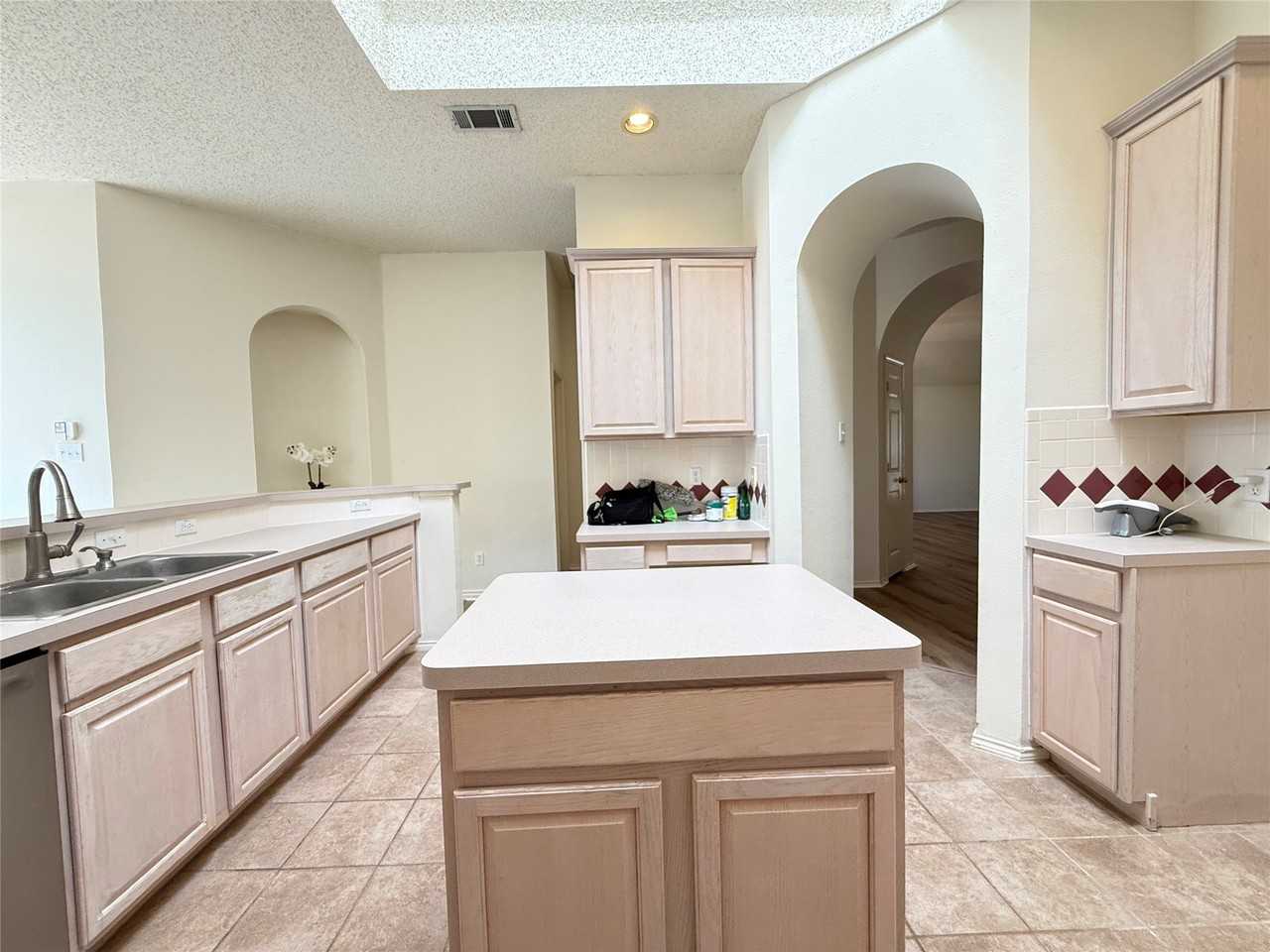 7213 Randall Way - Photo 7 of 18