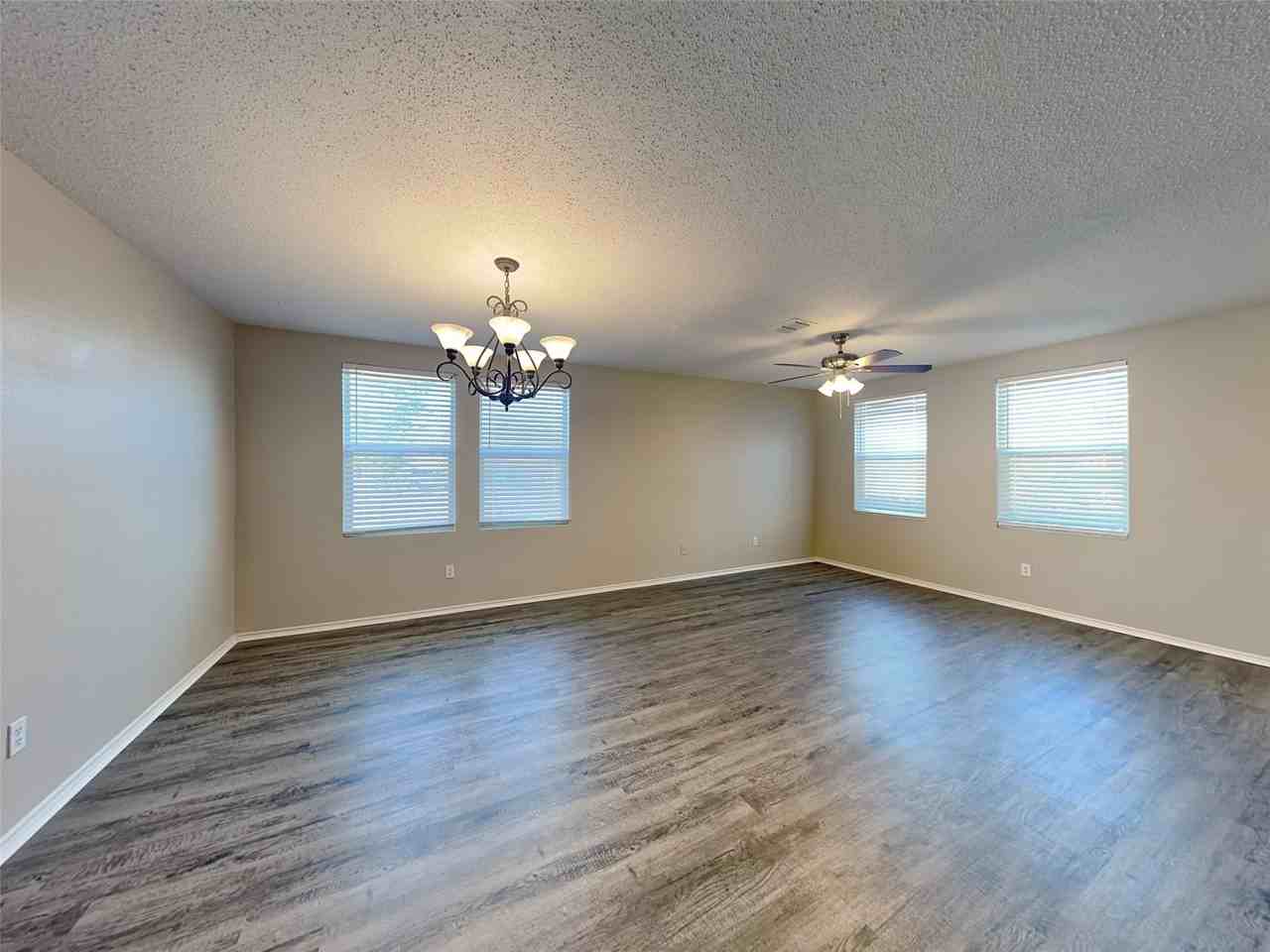 600 Ragwood Rd - Photo 7 of 16