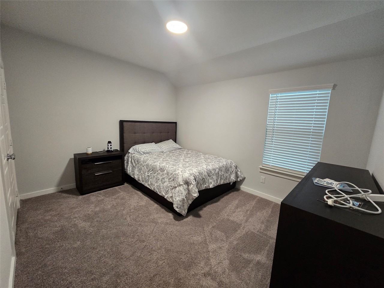 208 Hope Orchards Dr - Photo 4 of 30