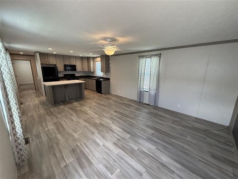 10 Grant St #GR10 - Photo 3 of 16