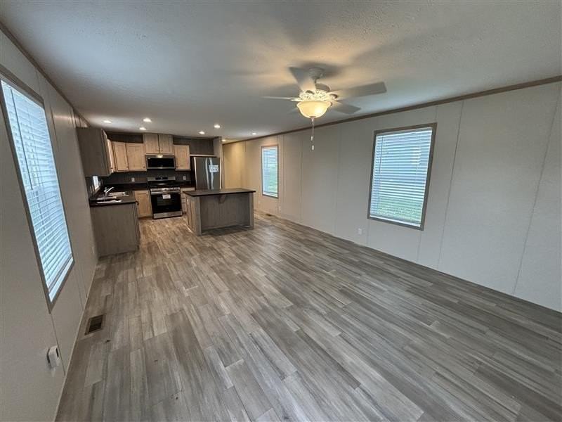 22 Bradley Ln #AC22 - Photo 2 of 12