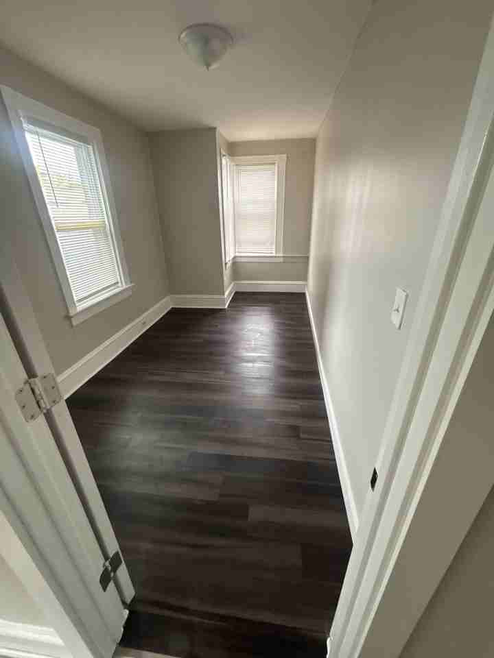 394 Metacom Ave #6 - Photo 7 of 10