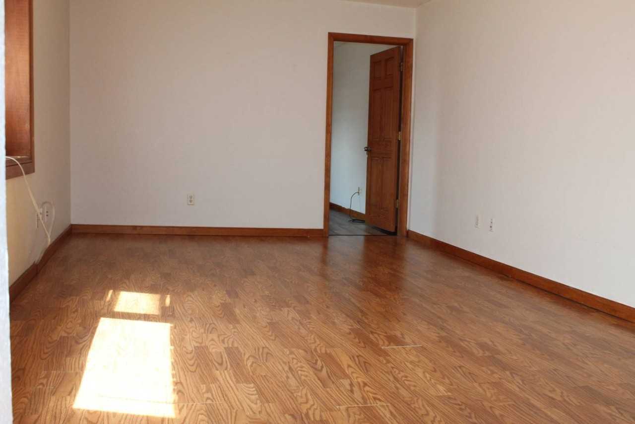 134 Marquette St #301 - Photo 3 of 5
