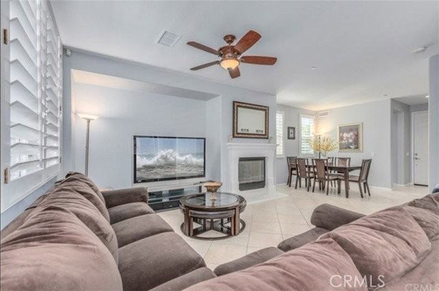 7981 E Loftwood Ln - Photo 2 of 8