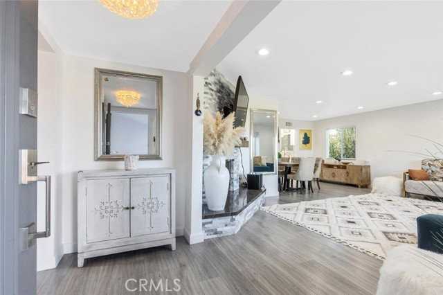 22444 Venido Rd - Photo 3 of 8