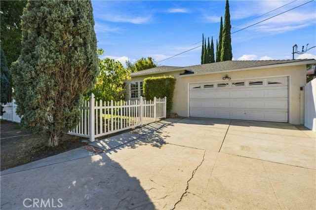 5017 Rubio Ave - Photo 3 of 8
