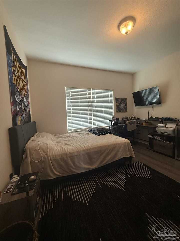 5511 Micanopy Dr - Photo 4 of 33