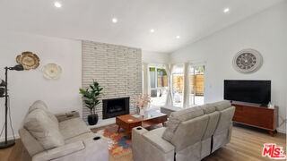 5304 Baza Ave - Photo 6 of 8