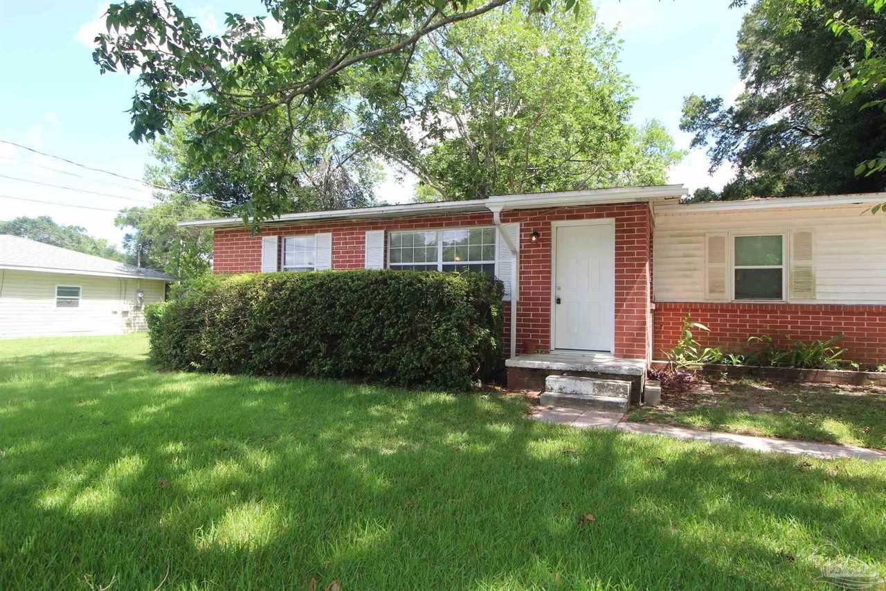 610 Herschel St #A - Photo 2 of 14