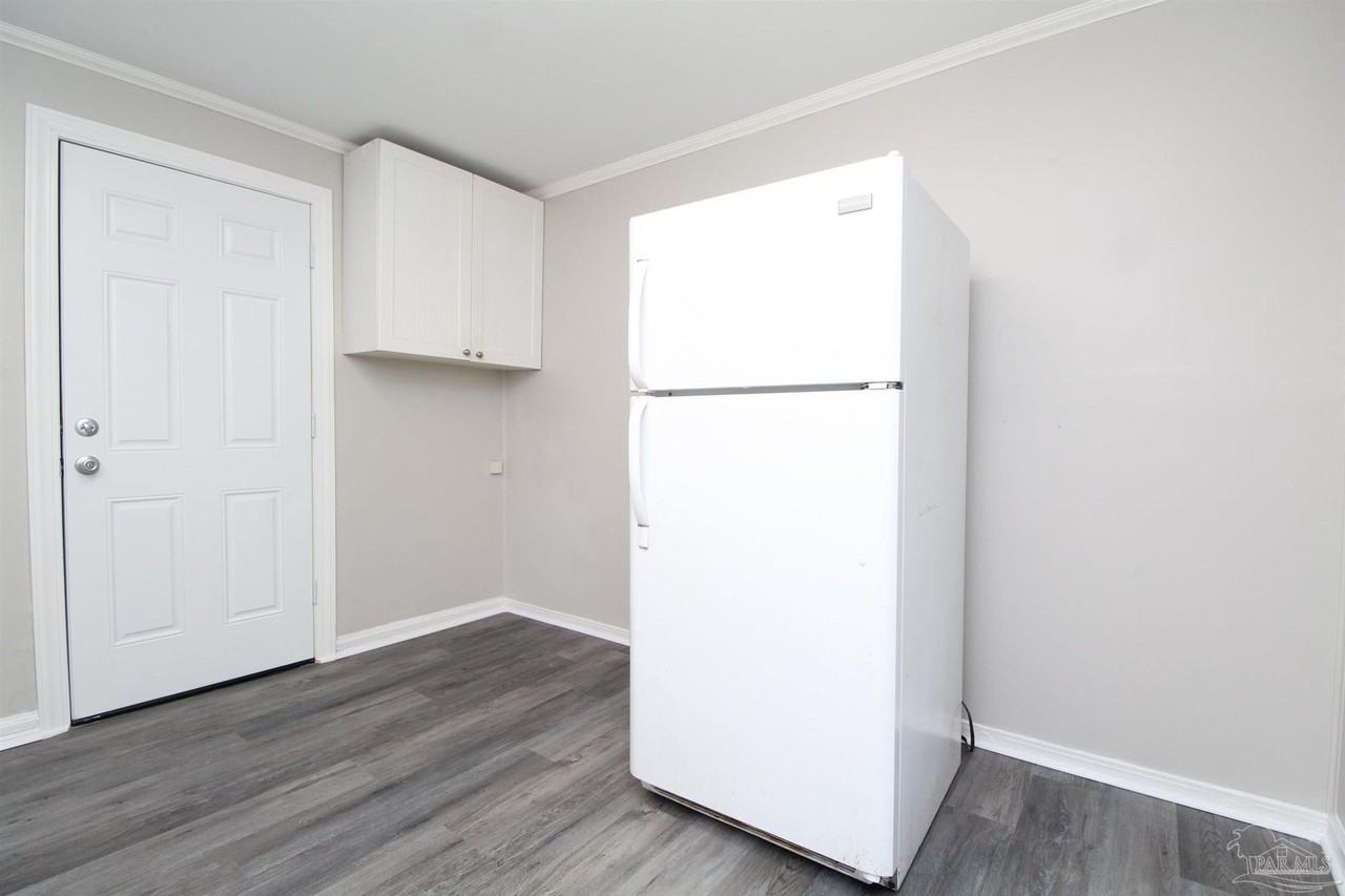 610 Herschel St #A - Photo 6 of 14
