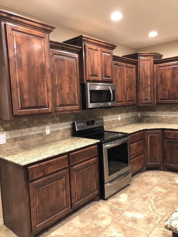 1511 Club Dr - Photo 7 of 24