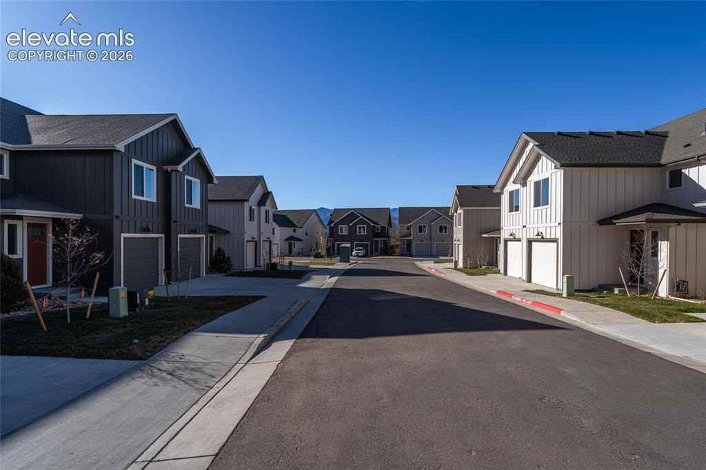 3668 Byram Pt - Photo 2 of 20