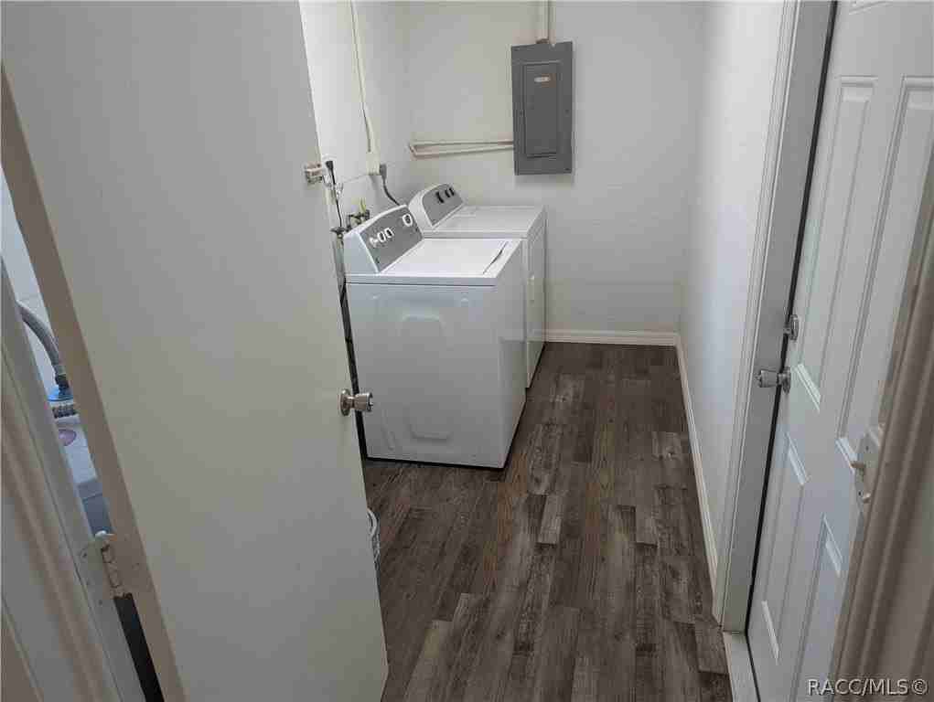 3999 S Highlands Ave - Photo 7 of 17