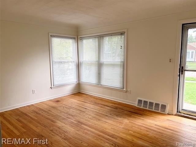 317 E Webster Rd - Photo 2 of 17