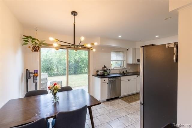 2857 Sherbourne Dr - Photo 5 of 18