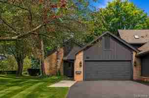 featured image of 1948 Pine Ridge Ln