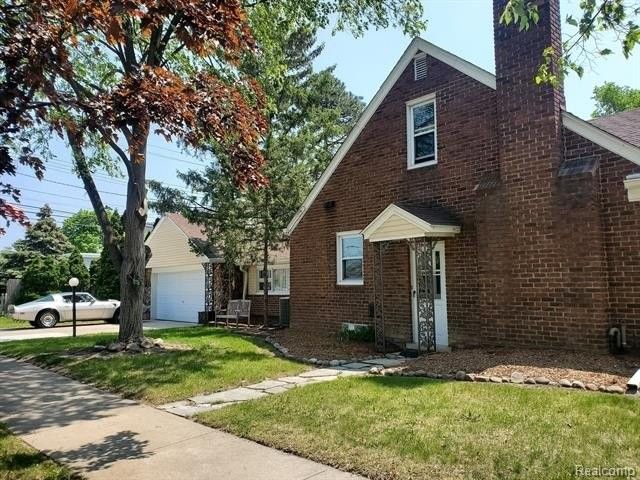 4388 Arden Pl - Photo 2 of 11