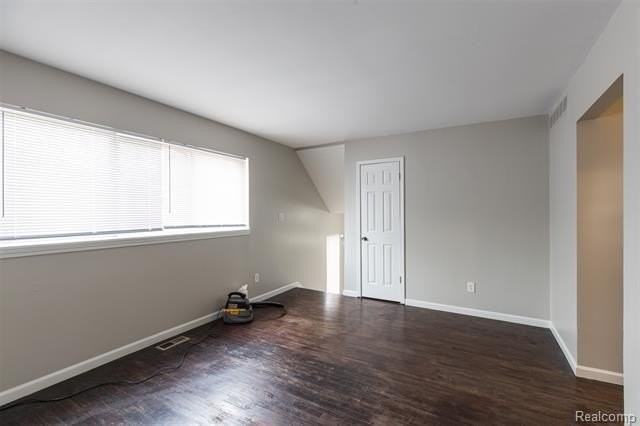 6739 Caribou St - Photo 4 of 30