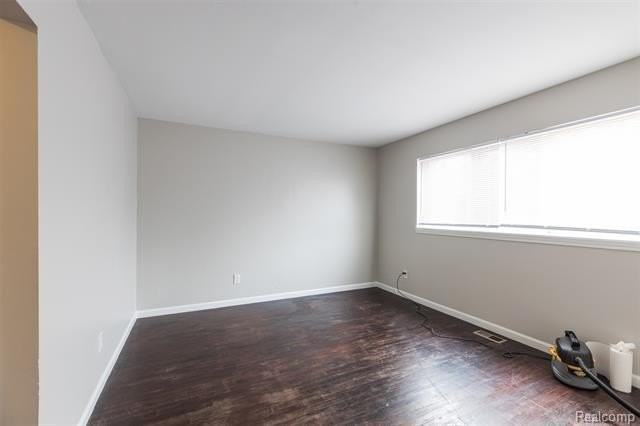 6739 Caribou St - Photo 6 of 30