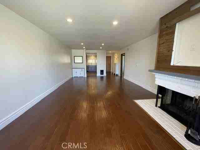 745 Main St #302 - Photo 5 of 8