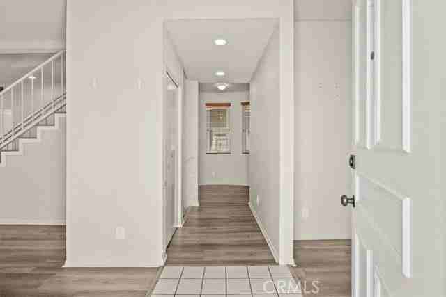 313 E Oak Ave - Photo 3 of 8