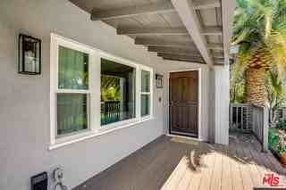 11819 Pacific Ave - Photo 3 of 8