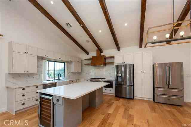 7900 Naylor Ave - Photo 5 of 8