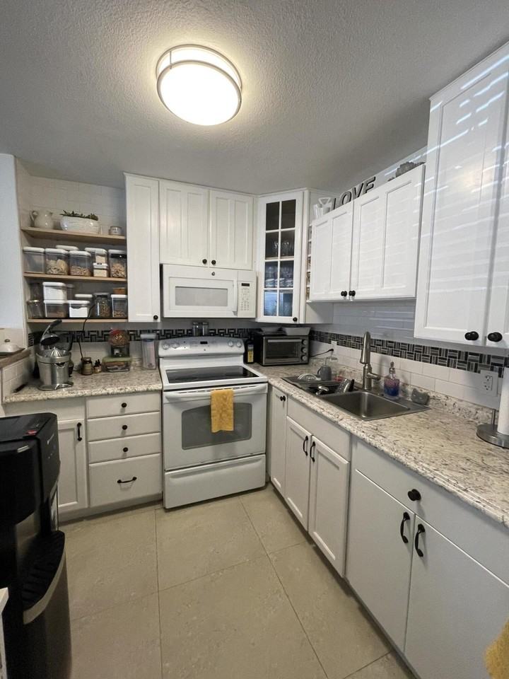 163 Lyndhurst L #163 - Photo 2 of 29