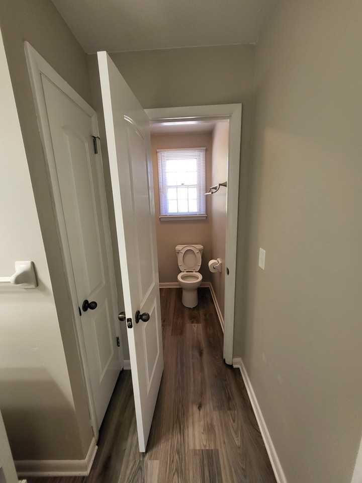 4028 Plantation Dr #B - Photo 3 of 25