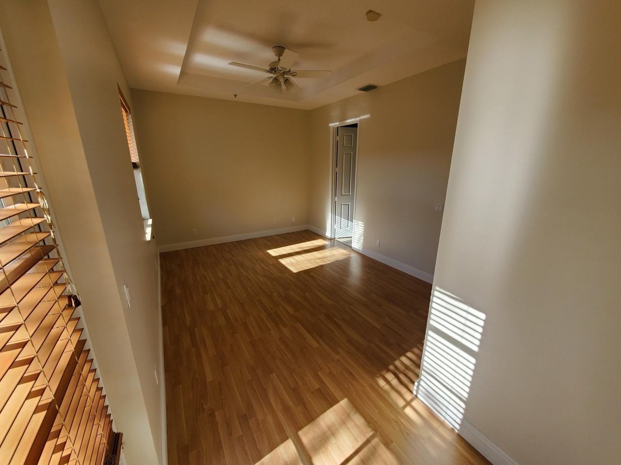 4329 Parkside Dr - Photo 7 of 16