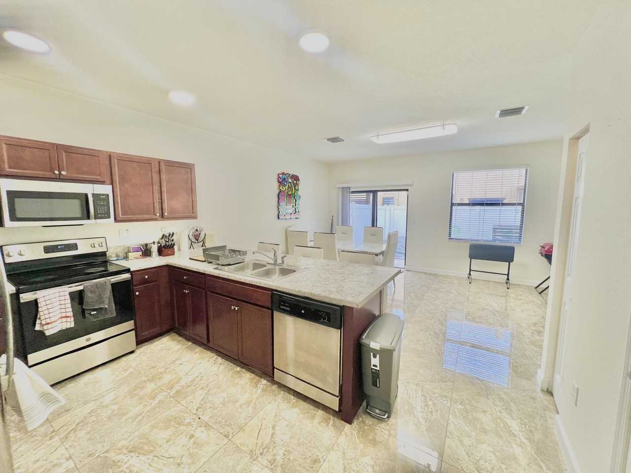 10490 W 33rd Way - Photo 3 of 23