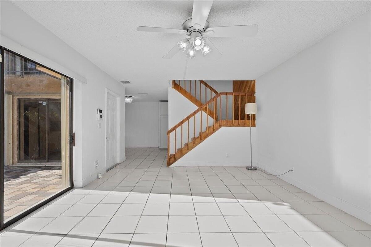 1560 Forest Lakes Cir #C - Photo 7 of 23