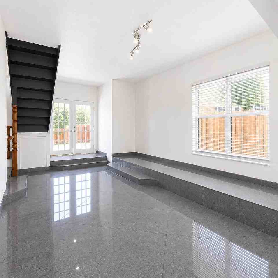 3709 S Olive Ave - Photo 6 of 16