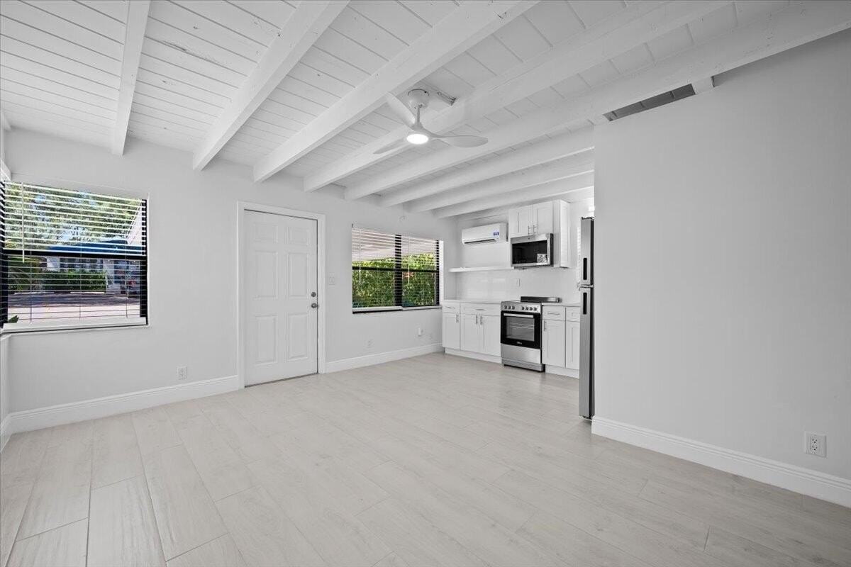 1 Tropical Dr #3 - Photo 7 of 20