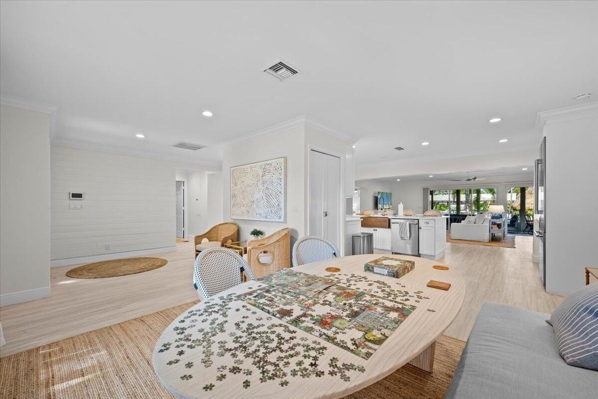 12831 S Shore Dr - Photo 5 of 49