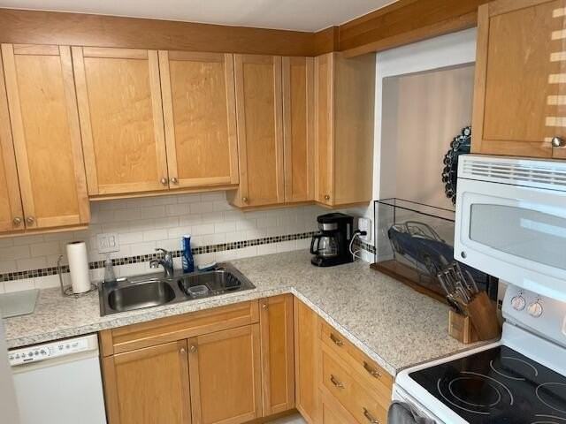307 Lake Evelyn Dr - Photo 6 of 50