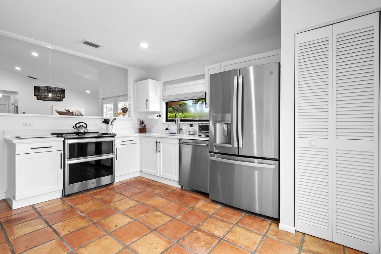 2542 Bedford Mews Dr - Photo 6 of 25