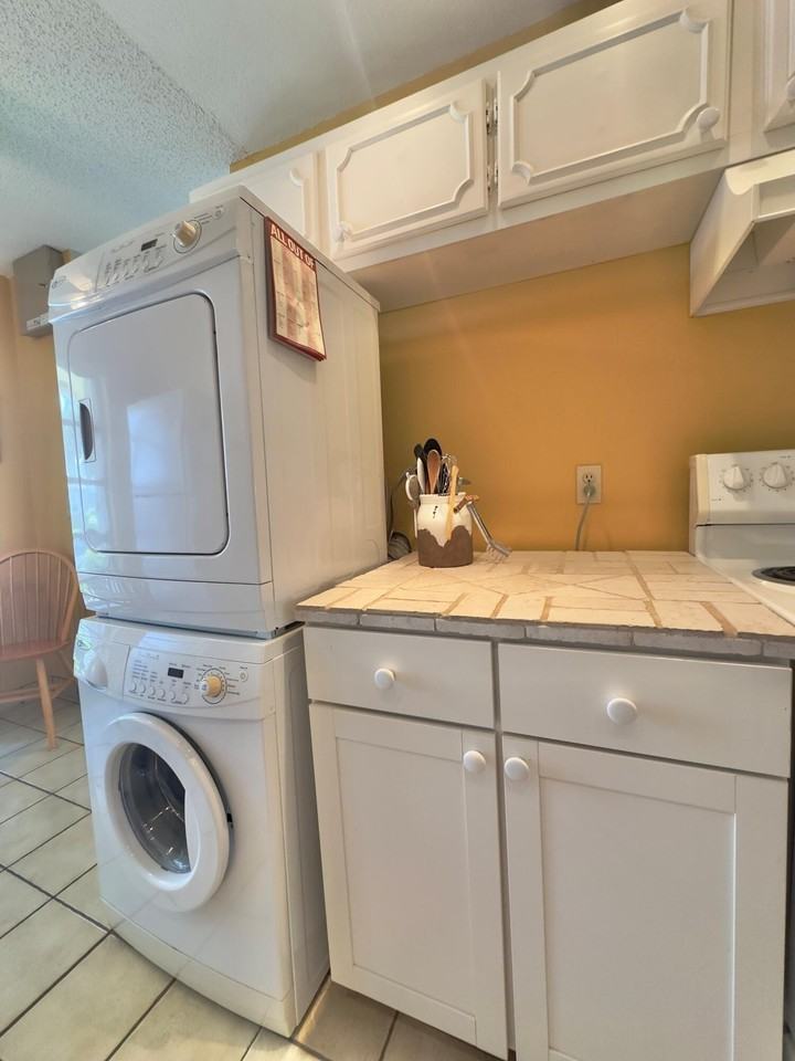 1121 Boxwood Dr #36C - Photo 5 of 16